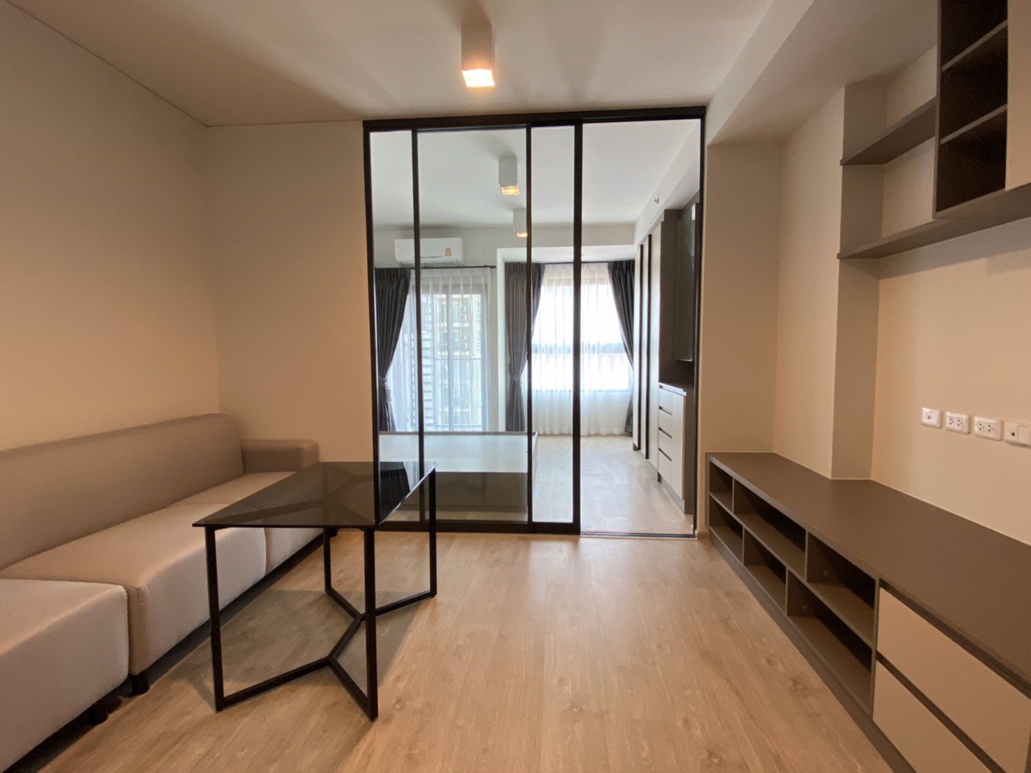 ให้เช่า-คอนโด-ideo-สาทร-วงเวียนใหญ่-35-ตรม-1-ห้องนอน-condo-for-rent-ideo-sathorn-wongwian-yai