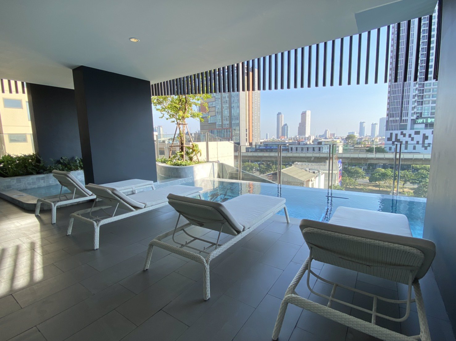 ให้เช่า-คอนโด-ideo-สาทร-วงเวียนใหญ่-35-ตรม-1-ห้องนอน-condo-for-rent-ideo-sathorn-wongwian-yai