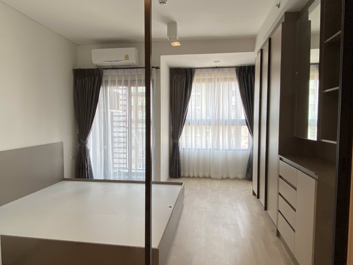 ให้เช่า-คอนโด-ideo-สาทร-วงเวียนใหญ่-35-ตรม-1-ห้องนอน-condo-for-rent-ideo-sathorn-wongwian-yai