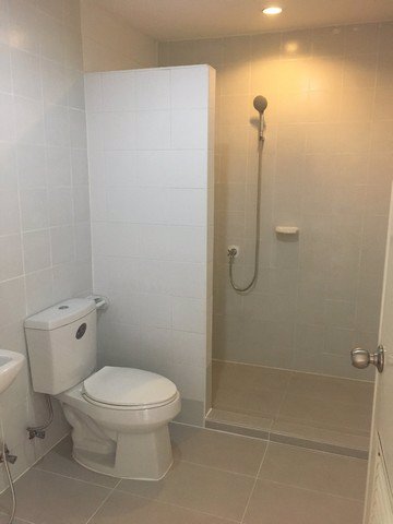 ให้เช่าทาวน์เฮ้าส์-the-connect-8-วงแหวน-บางนา-กม-10-3-นอน-2-น้ำ