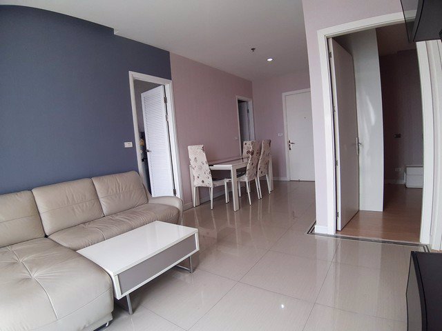 ขายทีซี-กรีน-คอนโดมิเนียม-แบบ-2-นอน-เฟอร์บิ้วอินอย่างดี-พร้อมเข้าอยู่