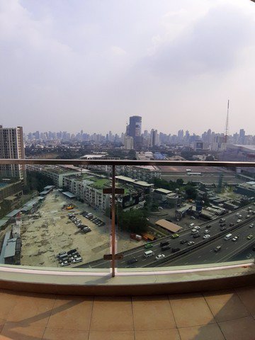 ขายทีซี-กรีน-คอนโดมิเนียม-แบบ-2-นอน-เฟอร์บิ้วอินอย่างดี-พร้อมเข้าอยู่