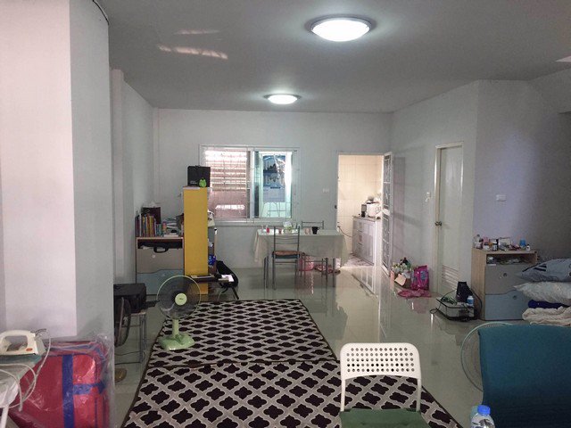 ขายทาวน์เฮ้าส์-นันทวันสกุลดี-หนองจอก-294ตรวา-บ้านสภาพดี