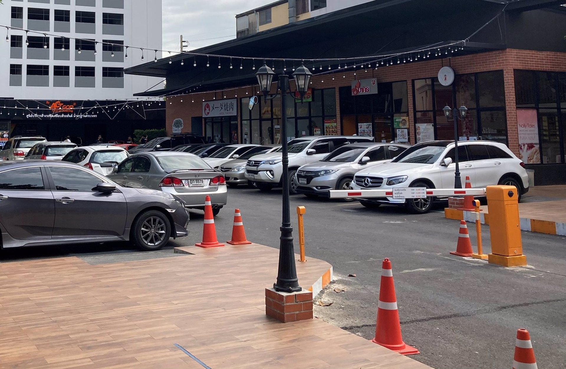 เดอะ-บันยันทรีคอมมูนิตี้-มอลล์-ลาดพร้าว-15-ให้เช่าพื้นที่สำหรับดำเนินกิจการ-ร้านอาหารหรือบริการ