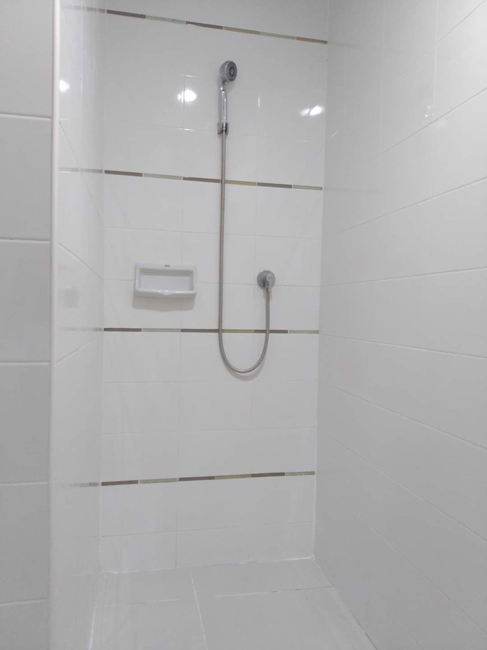 ให้เช่าทาวเฮ้าส์-มบอินดี้บางนา-ซอยเอแบคบางนา-พร้อมเฟอร์-10000-บาท-เดือน