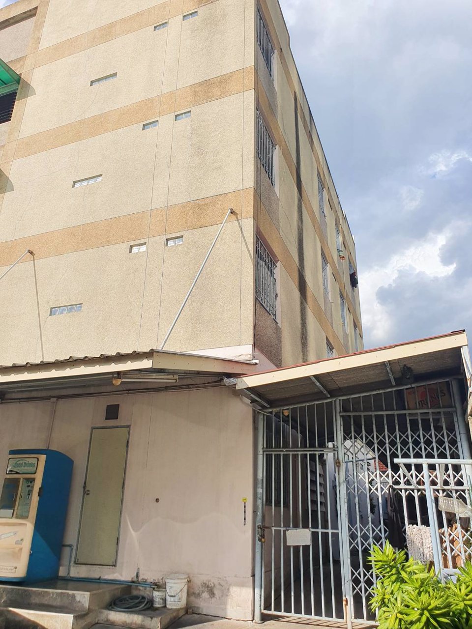 ขายด่วน-ที่ดิน-100-ตารางวา-พร้อมอพาร์ทเม้น-จำนวน32ห้อง