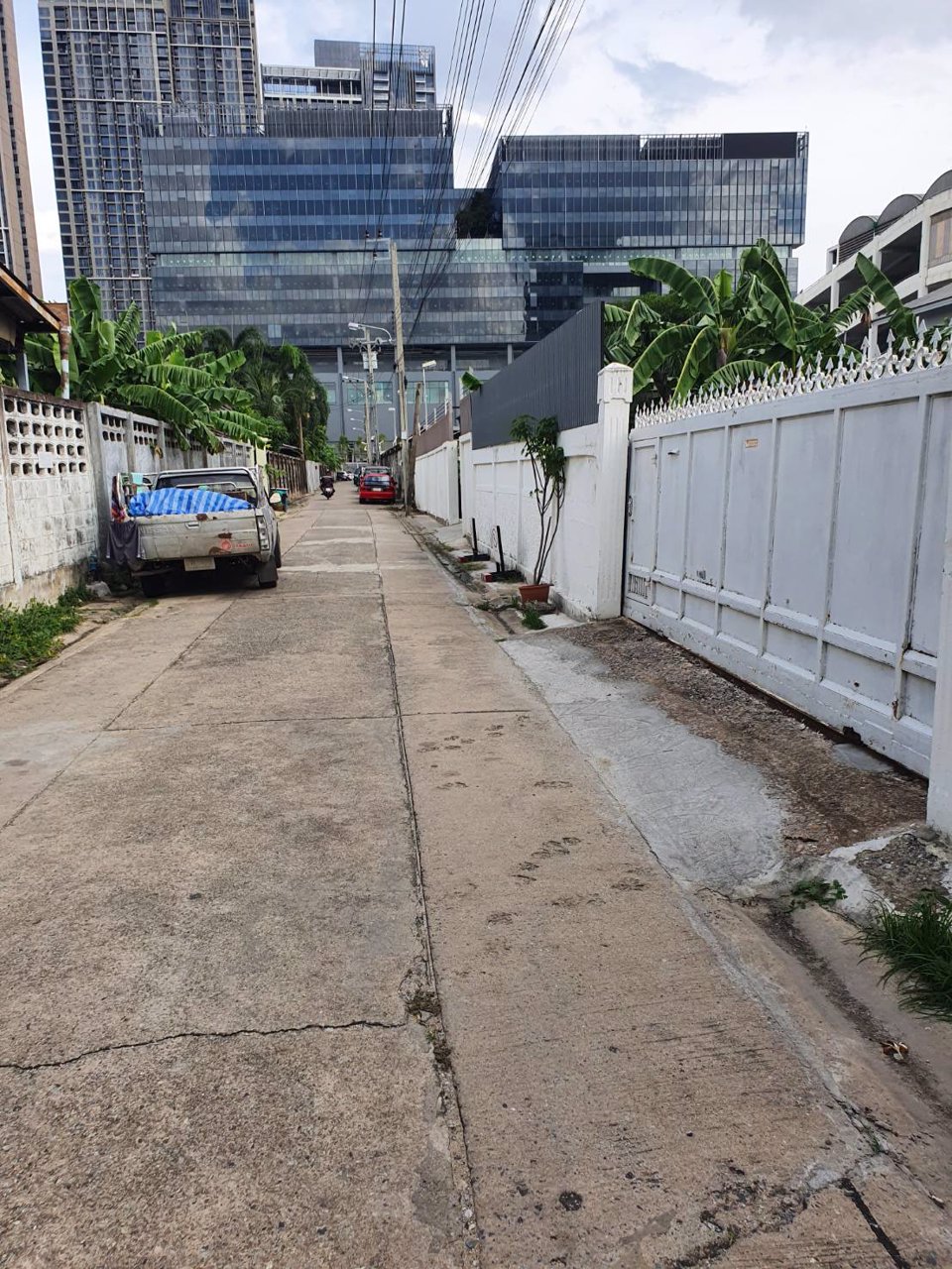 ขายด่วน-ที่ดิน-100-ตารางวา-พร้อมอพาร์ทเม้น-จำนวน32ห้อง