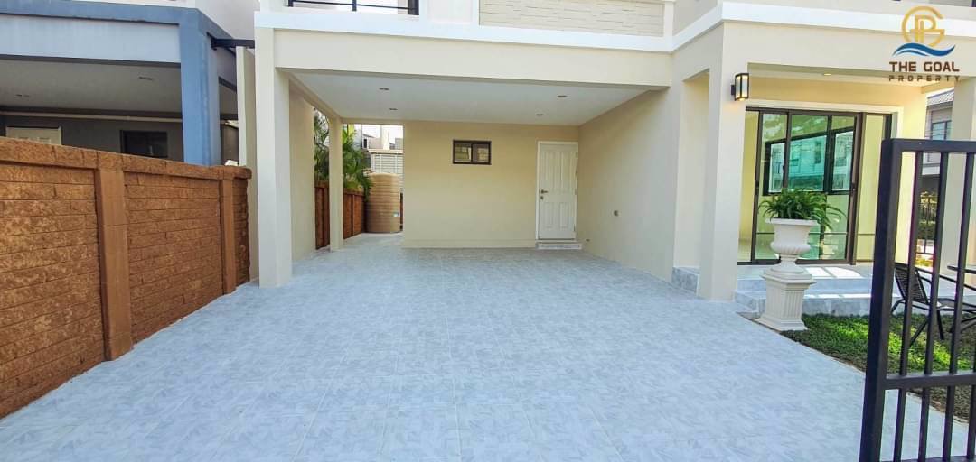 บ้านแฝดหลังมุมริมถนนสายเมน-ยังรอเจ้าของใหม่อยู่นะจ๊ะ-