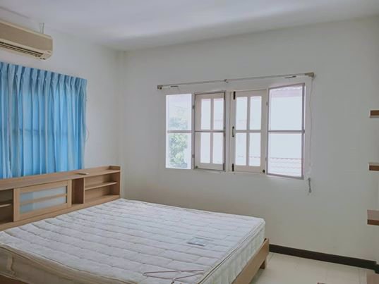 บ้านเช่า-หมู่บ้านอัมพรเพลส-ศรีราชา