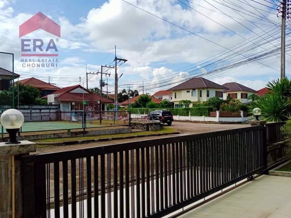 ขายบ้านเดี่ยว-หลังใหญ่-ราคาถูก-ถเก้ากิโล-ศรีราชา-หมู่บ้านวิวไม้2-ราคาตลาด-6ลบ-ขายเพียง-54ลบ