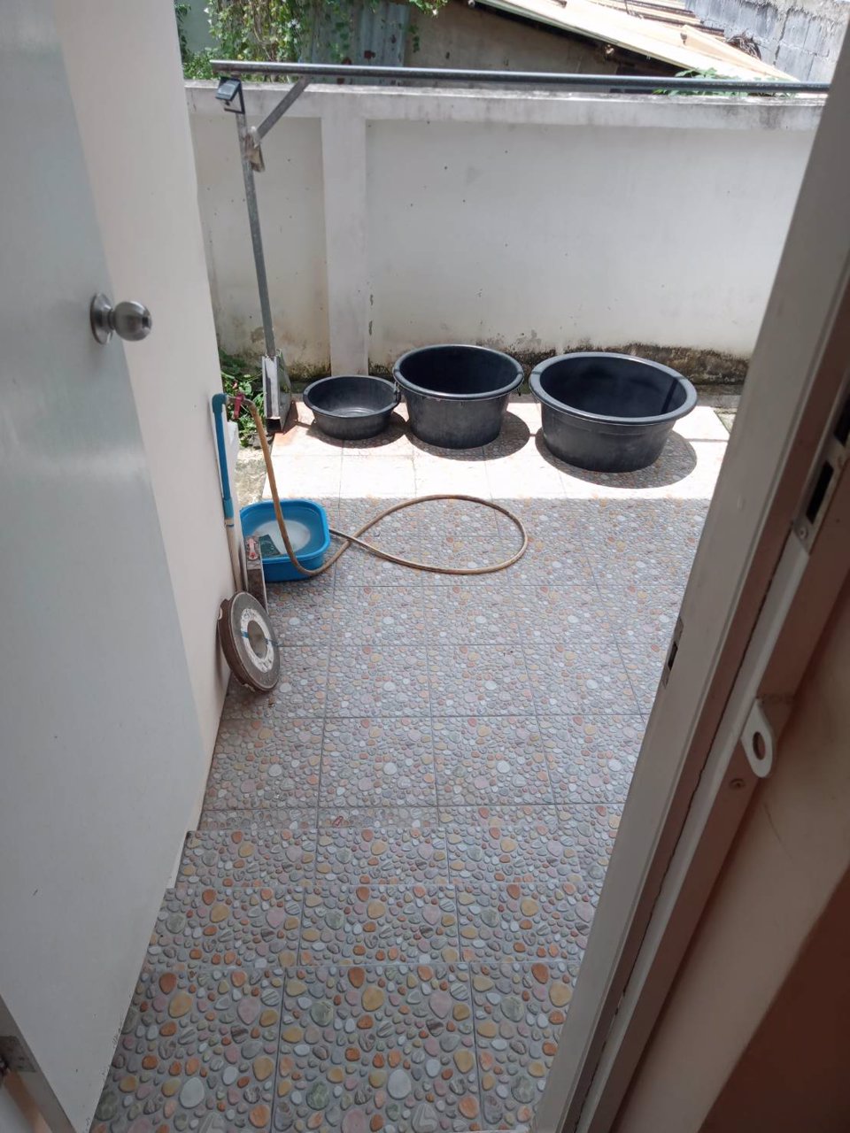 ขาย-บ้านเดี่ยว-51-ตารางวา-26-ล้านถ้วน-อายุบ้าน-3ปีกว่า-ค่าโอนคนละครึ่ง-อยู่ใกล้สวนเสือศรีราชาหนองค้