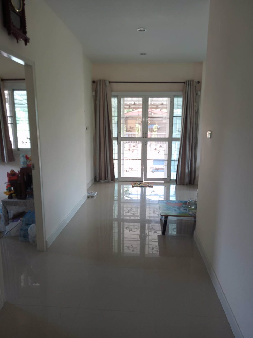 ขาย-บ้านเดี่ยว-51-ตารางวา-26-ล้านถ้วน-อายุบ้าน-3ปีกว่า-ค่าโอนคนละครึ่ง-อยู่ใกล้สวนเสือศรีราชาหนองค้