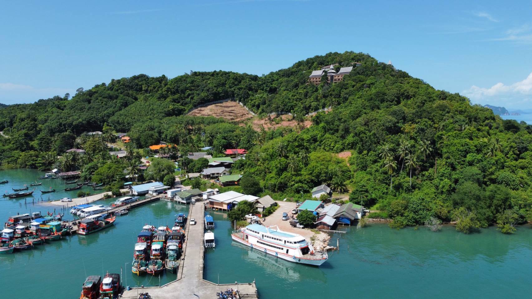 ด่วน-ขายที่ดินซีวิว-ด้านหลังติดสันติญาเกาะยาวใหญ่-รีสอร์ทแอนด์สปา