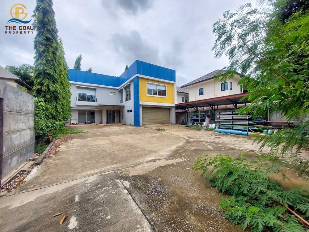 บ้านเดี่ยวพื้นที่เยอะ-จอดรถได้ถึง-10-คัน-เหมาะทำเป็นโฮมออฟฟิศ