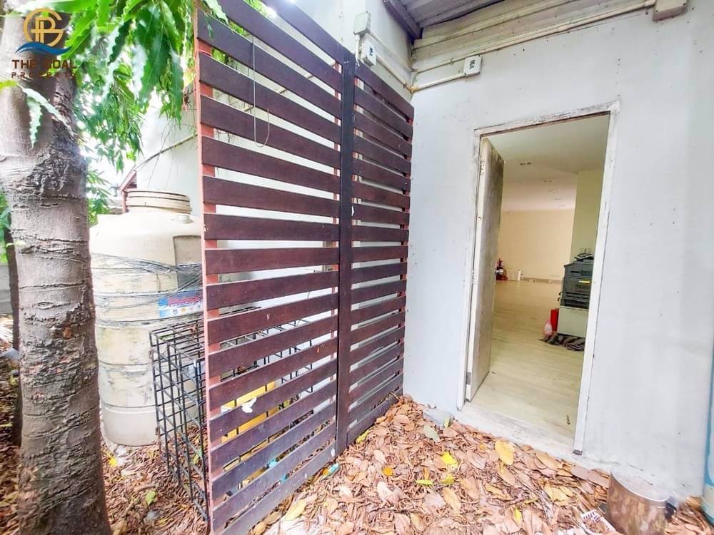 บ้านเดี่ยวพื้นที่เยอะ-จอดรถได้ถึง-10-คัน-เหมาะทำเป็นโฮมออฟฟิศ