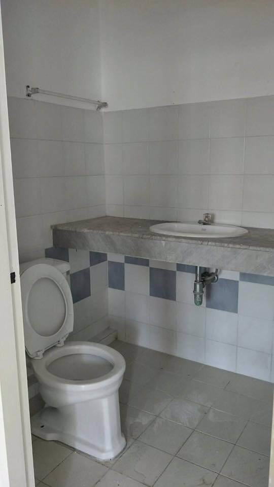 ขายทาวน์เฮ้าส์-3-ชั้น-พื้นที่16-ตารางวา-4-ห้องนอน-3-ห้องน้ำ-1-ห้องครัว-พร้อมอยู่อาศัย-ราคา-22-ล้าน