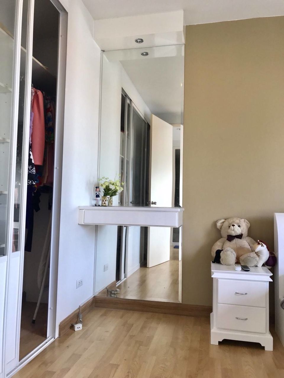 ขายคอนโดเดอะ-พาร์คแลนด์-ตากสิน-ท่าพระ-แต่งสวยแต่งครบ