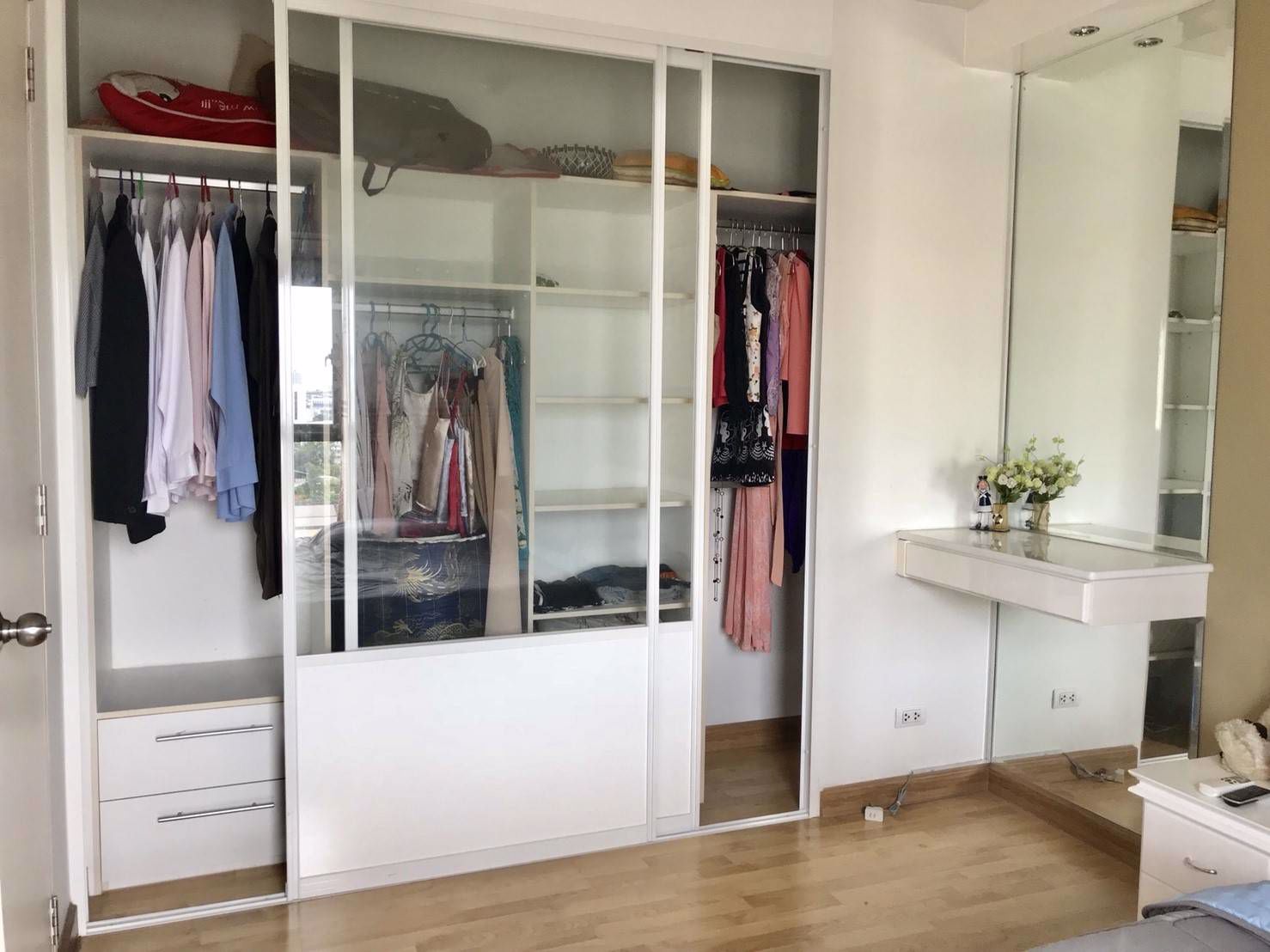 ขายคอนโดเดอะ-พาร์คแลนด์-ตากสิน-ท่าพระ-แต่งสวยแต่งครบ