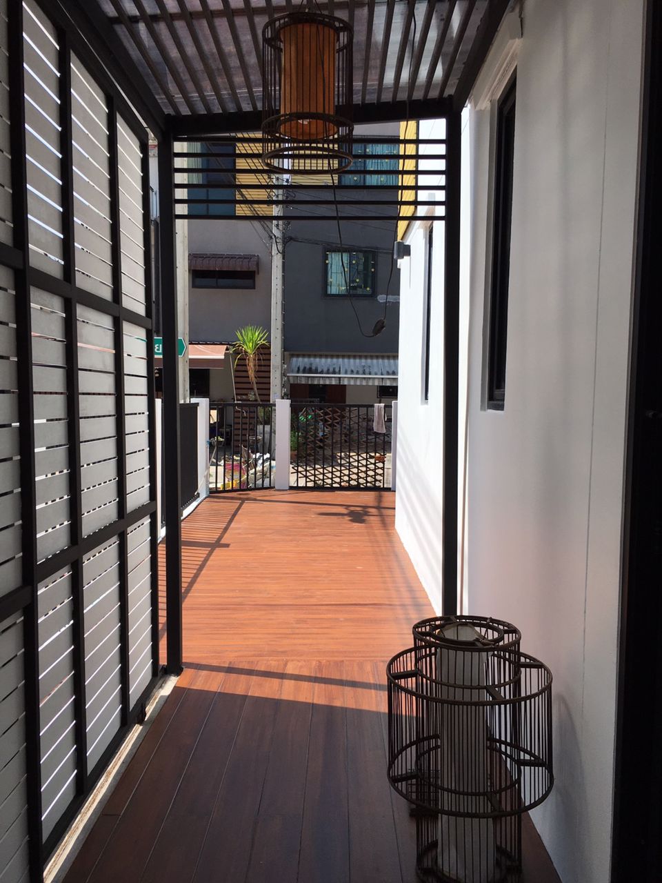 ให้เช่าทาวน์โฮม-3-ชั้น-หมู่บ้านสารินวิช-สุขุมวิท-107-ต่อเติมแล้วพร้อมอยู่