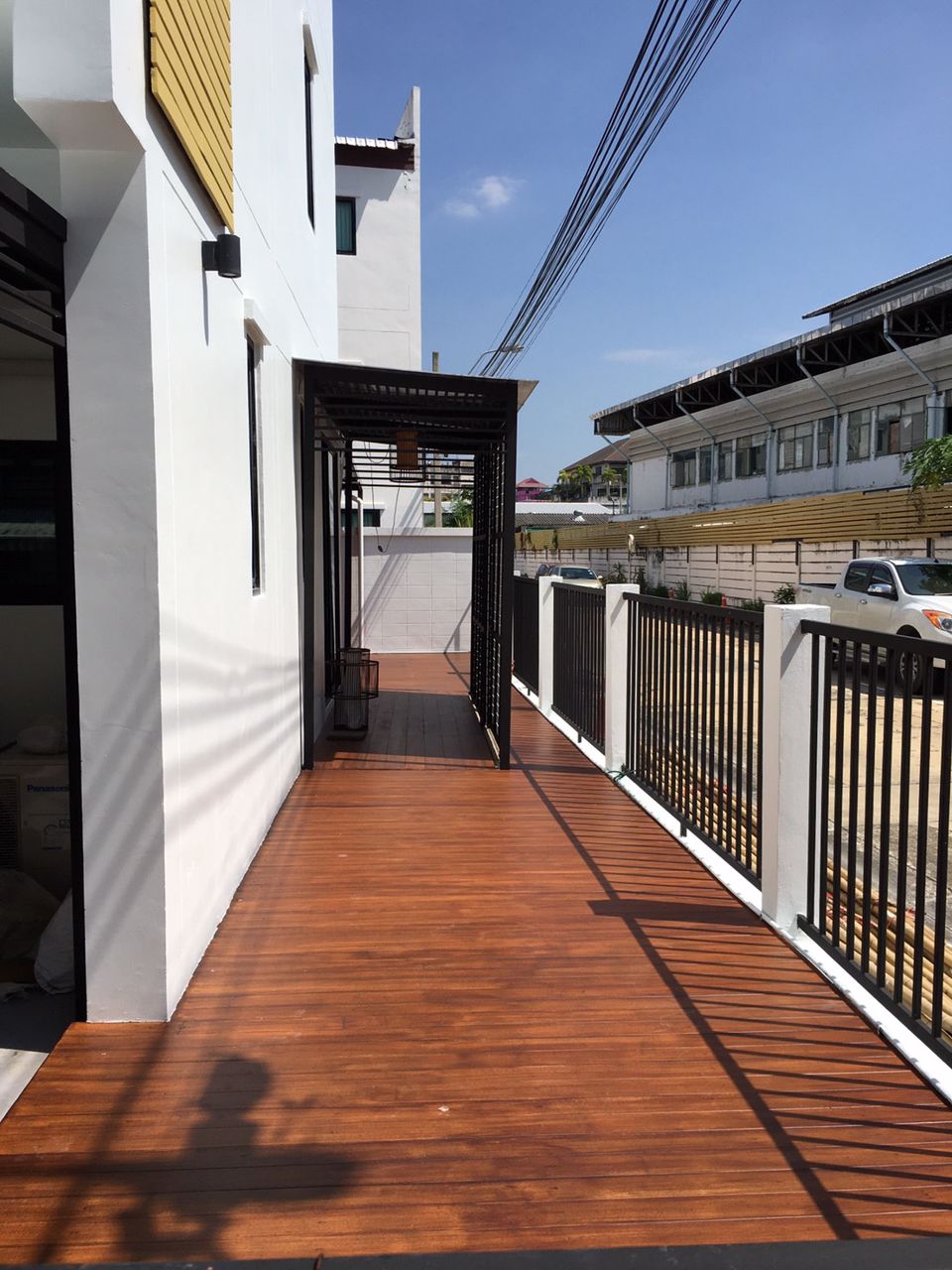 ให้เช่าทาวน์โฮม-3-ชั้น-หมู่บ้านสารินวิช-สุขุมวิท-107-ต่อเติมแล้วพร้อมอยู่