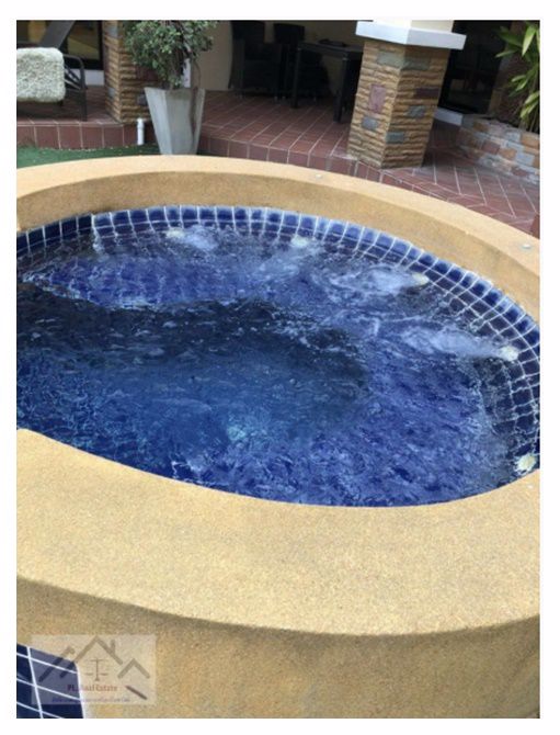 ขายบ้านพักตากอากาศ-ติดหาดพัทยา-เพียง-50-เมตร-เนื้อที่-109-ตารางวา-พร้อมสระว่ายน้ำ-42-ลบ