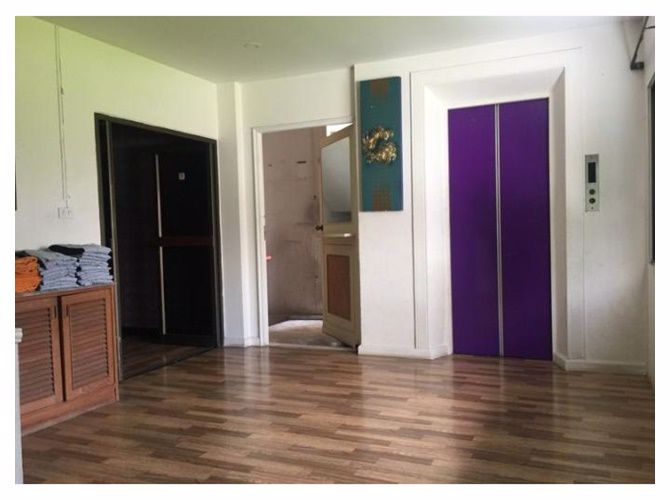 ให้เช่าตึก-6-ชั้น-มีลิฟท์-พื้นที่-865-ตรม-ติดถนนรัชดา-18-ตกแต่งใหม่-เป็นโรงแรม-ทำเลดี-ใกล้-mr