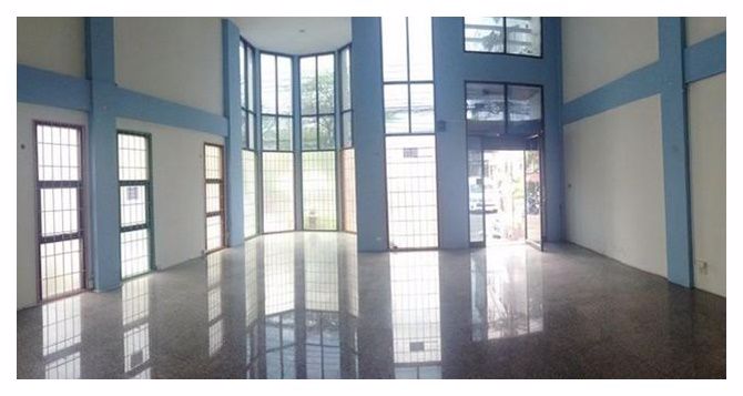 ให้เช่าทาวน์เฮาส์-3-ชั้นครึ่ง-40-ตารางวา-ห้องหัวมุม-ลาดพร้าว94-เหมาะทำออฟฟิศ