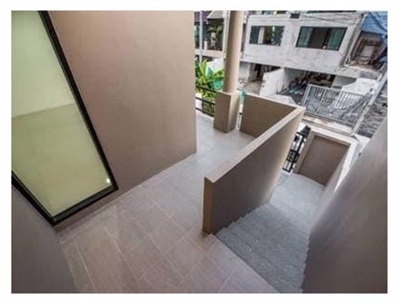 ให้เช่าทาวน์-โฮม-3-ชั้น-329-ตารางวา-4-ห้องนอน-ซอยลาดพร้าว-41-ย่านลาดพร้าว-รีโนเวทใหม่-35000