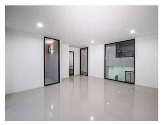 ให้เช่าทาวน์-โฮม-3-ชั้น-329-ตารางวา-4-ห้องนอน-ซอยลาดพร้าว-41-ย่านลาดพร้าว-รีโนเวทใหม่-35000