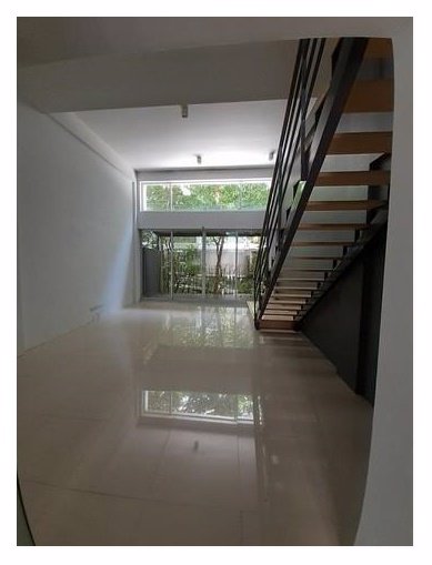 ให้เช่าทาวน์โฮม-3-ชั้นครึ่ง-21-ตารางวา-3-ห้องนอน-รามอินทรา-ไซมิส-บลอสซั่ม-แอท-แฟชั่น