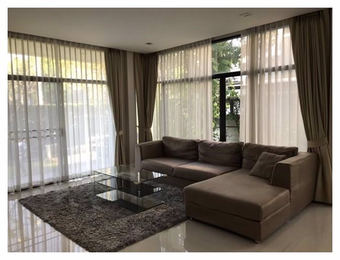 ให้เช่าบ้านเดี่ยว-2-ชั้น-90-ตารางวา-3-ห้องนอน-หมู่บ้านเดอะแกรนด์-บางนา-วงแหวน-พร้อมเฟอร์-ใกล้