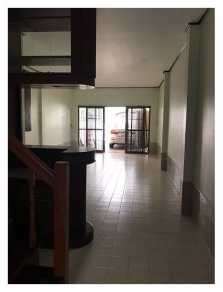 ให้เช่าทาวน์โฮม-3-ชั้น18ตรว-4-ห้องนอน-ลาดพร้าว-64-ใกล้-ตลาดโชคชัย-4-และเลียมด่วนรามอินทรา-เอก