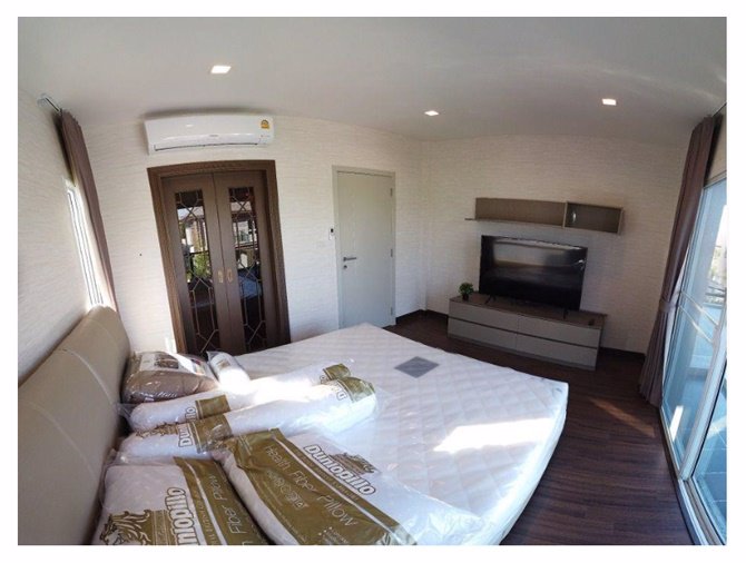 ให้เช่าบ้านเดี่ยว2ชั้น-577-ตารางวา-4-ห้องนอน-พร้อมอยู่-ติดถนนนครอินทร์-ใกล้mrtแยกติวานนท์ใก