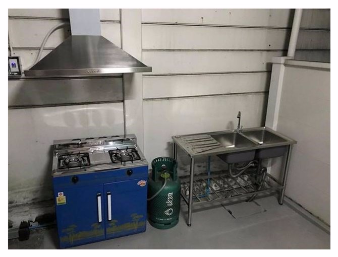 ให้เช่าทาวน์โฮม-3-ชั้น-185-ตารางวา-3-ห้องนอน-บ้านกลางเมือง-พระราม-9-เลียบมอเตอร์เวย์-พร้อมเฟ