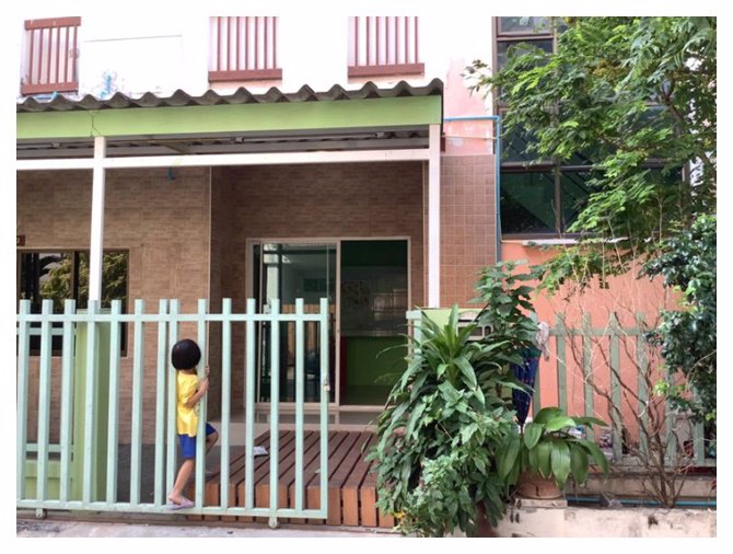 ให้เช่าทาวน์เฮ้าส์-3-ชั้น-250-ตารางเมตร-หลังมุม-4-ห้องนอน-ลาดพร้าว-87-ใกล้ทางด่วน-17000-บาท