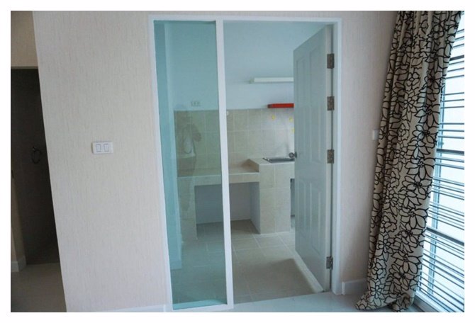 ให้เช่าทาวน์โฮม-3-ชั้น-หลังมุม-167-ตารางเมตร-3-ห้องนอน-สาทร-ตากสิน-2-ใกล้btsวุฒากาศ-30000-บาท