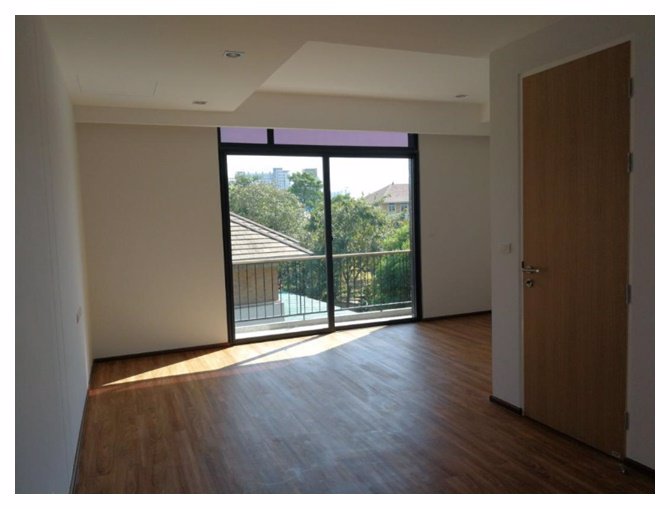 ให้เช่าทาวน์โฮม-4-ชั้น-3-ห้องนอน-240ตารางเมตร-โครงการลอฟท์-เลนด์-ลาซาล-ริมถนนลาซาล