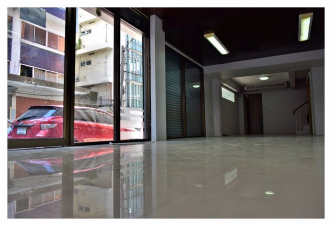 ให้เช่าอาคารพาณิชย์-5-ชั้น-240ตารางเมตร-3-ห้องนอน-ซอยปรีดีพนมยงค์-ใกล้ท่าเรือสะพานคลองตัน