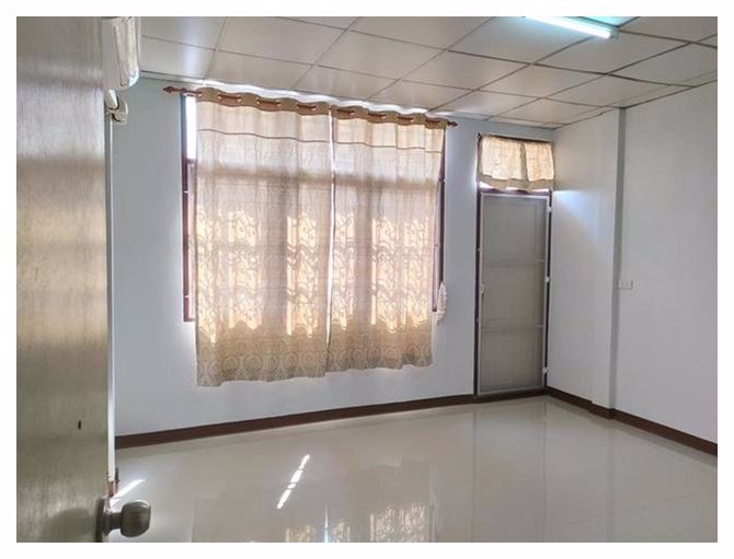 ให้เช่าทาวน์เฮ้าส์-2-ชั้น-2-ห้องนอน-18ตารางวา-หมู่บ้านอยู่เจริญ-ย่านรัชดา-ใกล้mrt-สุทธิสาร-25