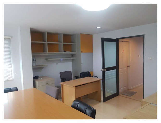 ให้เช่าทาวน์โฮม-3-ชั้น-6-ห้อง-37-ตารางวา-ซอยรัชดา19-ดินแดง-ใกล้-mrtรัชดาภิเษก-เหมาะอยู่อาศัย