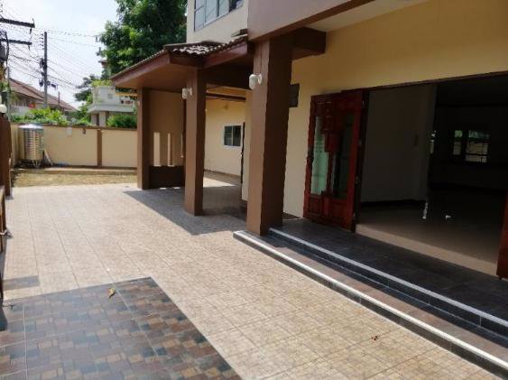 house-for-sale-175sqw-near -market-near-hospital