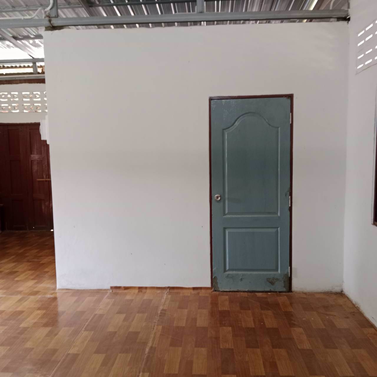 ขายที่ดินพร้อมสิ่งปลูกสร้าง-บ้าน-