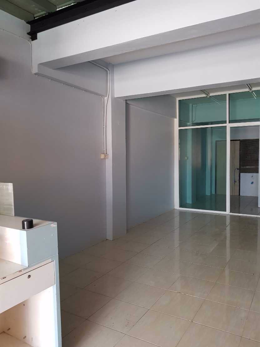 อาคารพาณิชย์-บางใหญ่-นนทบุรี-ติดถนนใหญ่-ทำเลดี-เดินทางสะดวก-ใกล้รถไฟฟ้าสายสีม่วง-เหมาะกับการค้าขาย