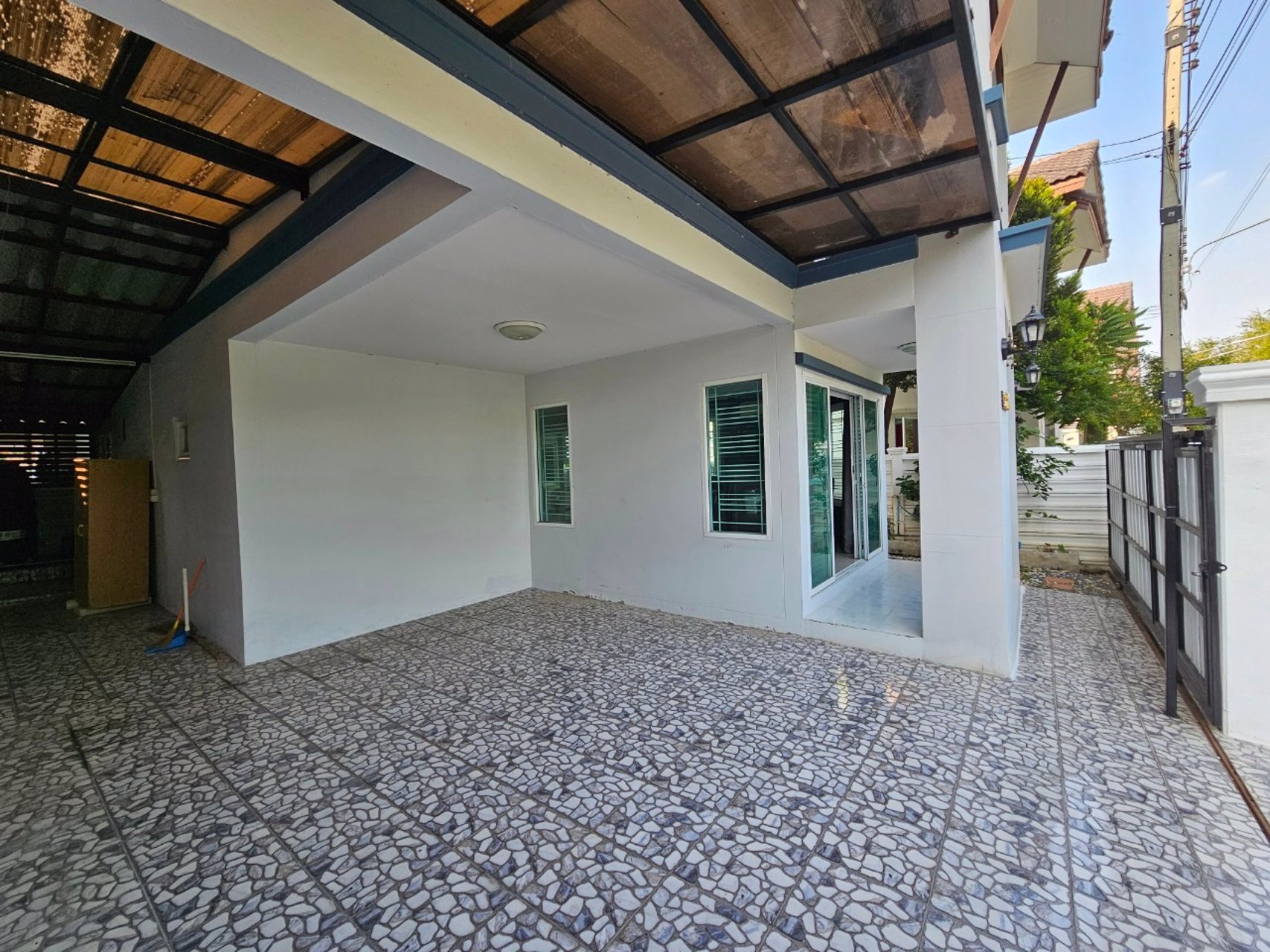 บ้านเดี่ยวให้เช่า-4-ห้องนอน-โครงการพราวเพลส-หลังเซ็นทรัลอยุธยา