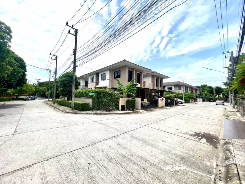 ขายด่วน-บ้านแฝด2-หลัง-สไตล์บ้านเดี่ยว