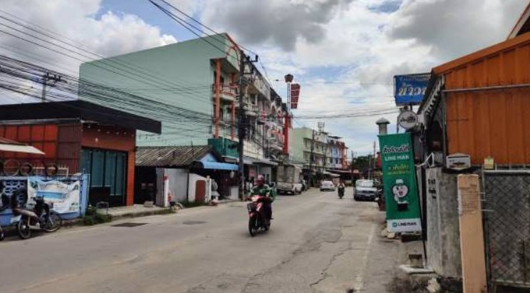 ขายอาคารพาณิชย์-3ชั้นครึ่ง-1-คูหา