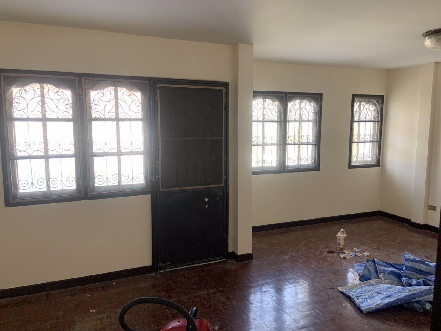 ให้เช่าหมู่บ้านทิพย์นคร-ถนวลจันทร์-เดินทางสะดวกเข้าออกได้หลายทาง