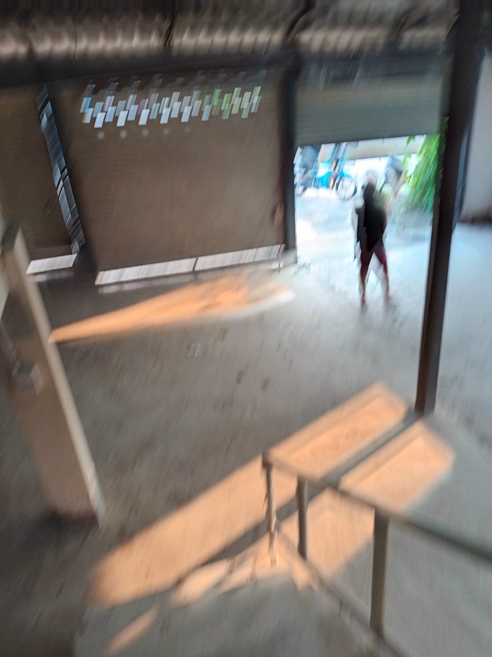 ขายบ้านพร้อมที่ดิน-ติดถนนใหญ่สายเวียงชัย-เชียงรุ้ง