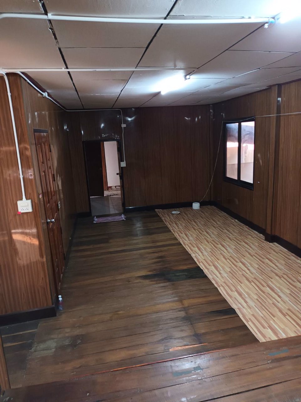 ขายบ้านพร้อมที่ดิน-ติดถนนใหญ่สายเวียงชัย-เชียงรุ้ง