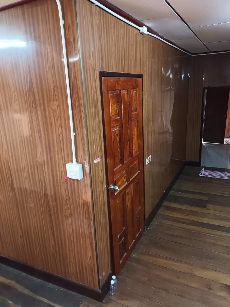 ขายบ้านพร้อมที่ดิน-ติดถนนใหญ่สายเวียงชัย-เชียงรุ้ง